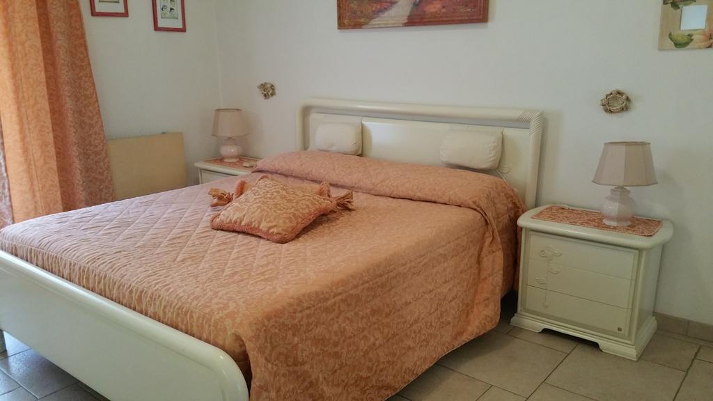 Bella Roma Domus Bed & Breakfast Стая снимка